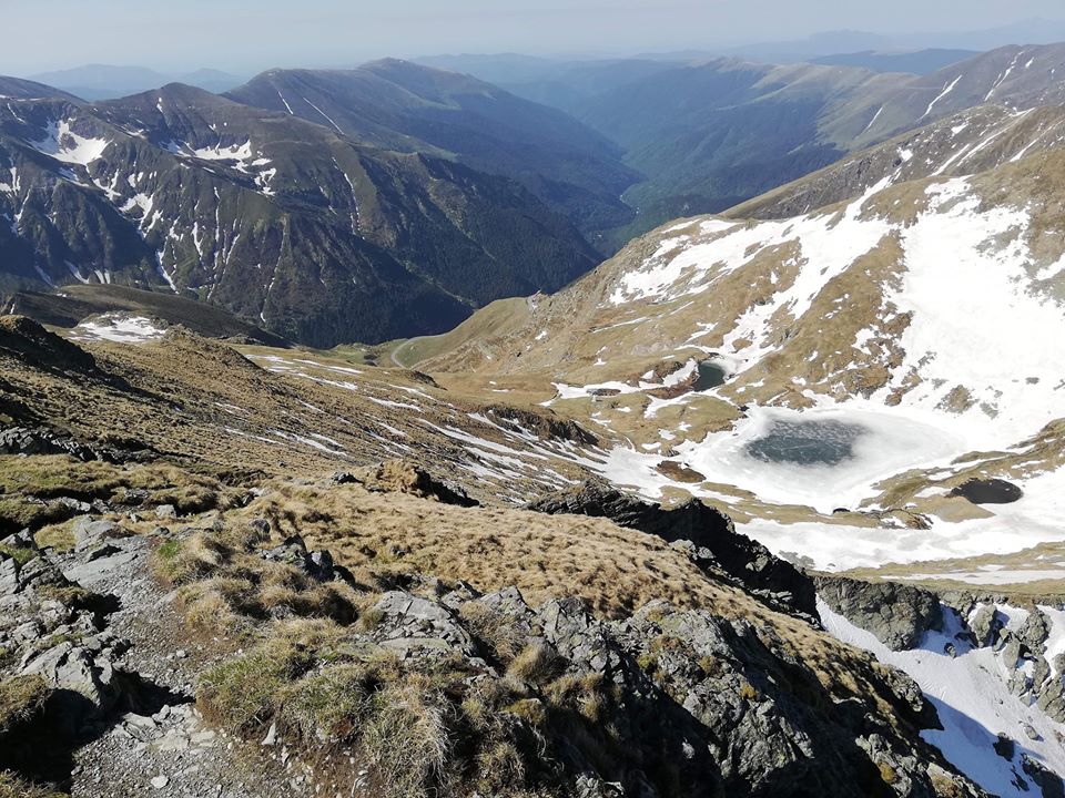(Foto/Video) Record. Doi frați din Cluj au reușit în doar 9 zile, să cucerească 13 din cele 14 vârfuri montane din România, de peste 2.500 de metri! 4