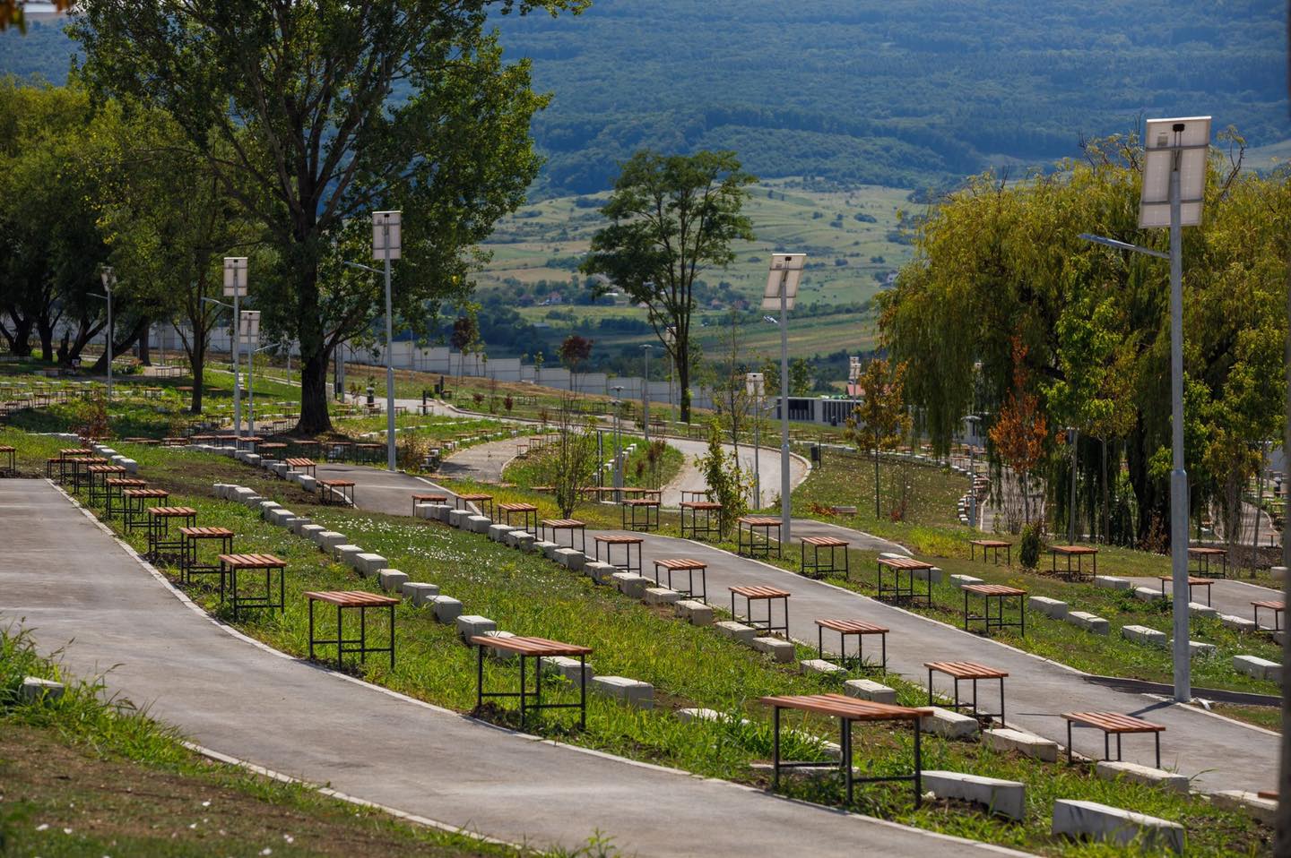 Foto Cluj. Emil Boc: Cel mai modern cimitir-parc din România a fost finalizat și lucrările au fost recepționate 5