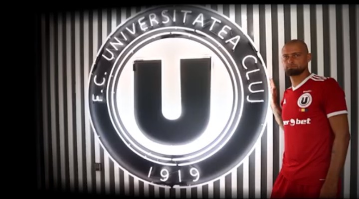Universitatea Cluj are un nou sponsor în acest sezon. „Studenții” și-au prezentat echipamentul de deplasare 1