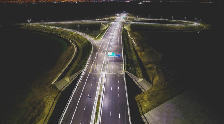 Marius Hațegan, vicepreședintele Consiliului Județean Alba: „Se deschide autostrada A10 Sebeș-Turda, lotul 1, între Sebeș și Alba Iulia. Lucrările sunt finalizate, deschiderea oficială în data de 3 decembrie” 1
