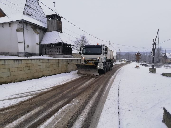 Cluj. Cum se circulă după ninsoare. Starea drumurilor 1