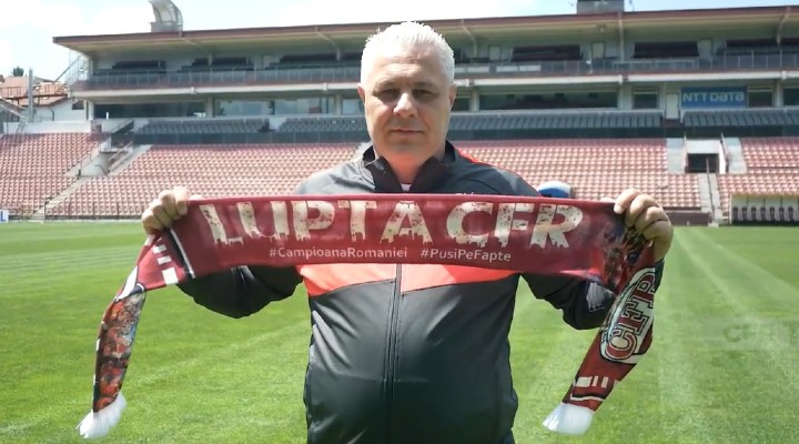 (Video) Marius Șumudică, prezentat oficial la CFR Cluj: „ Am rămas impresionat de căldura oamenilor de aici, am simțit că am trecut granița în altă țară, e altă lume la Cluj” 1