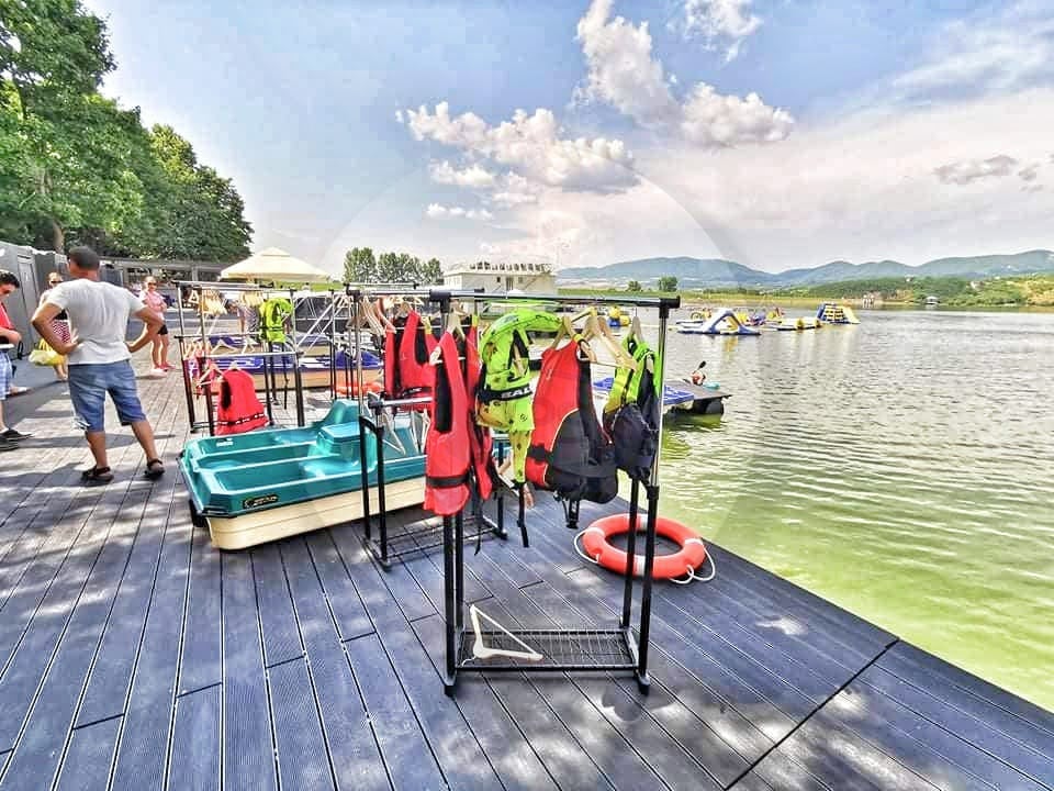 (Foto) S-a deschis un alt parc acvatic potrivit pentru clujeni. Atmosferă de litoral și stațiune montană în același loc 4