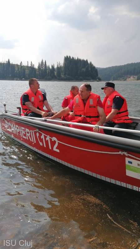 Cluj. Scafandri caută un bărbat de 50 de ani dispărut pe lacul Beliş 2