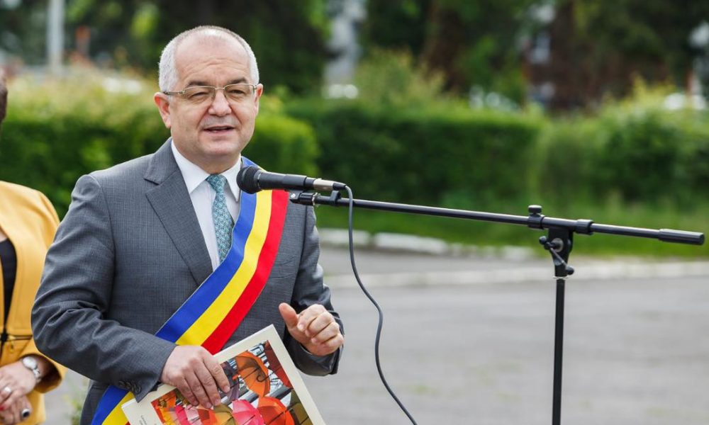 Surse: Emil Boc ar putea candida la alegerile prezidențiale din 2024, Florin Cîțu vrea să devină guvernator BNR 1