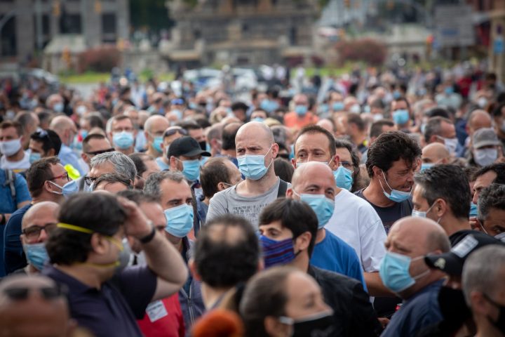 Restricții pentru persoanele nevaccinate! Certificatul verde va fi obligatoriu la spectacole, cinema, nunți, conferințe, restaurante și săli de fitness 1