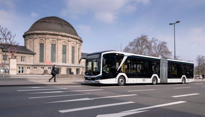 Cluj Napoca cumpără autobuze electrice lungi cu burduf. Acestea vor circula și în Florești 1