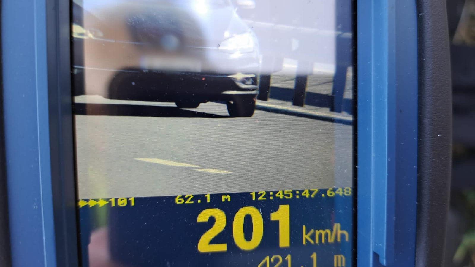 (Foto) Șofer prins de poliție cu peste 200 de km/h, pe autostrada A3 1