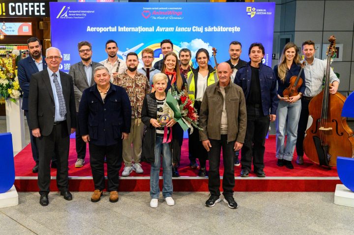 (Video) Record istoric la Aeroportul Cluj! 3 milioane de pasageri în 2025. Ce planuri uriașe are pentru următorii ani. Artiștii Operei au întâmpinat pasagerul cu numărul 3 milioane 2