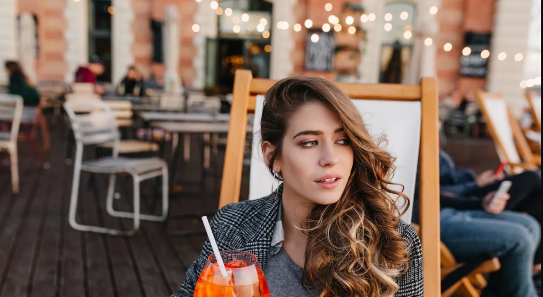 Clujul se aliniază marilor orașe europene. „Angel Shot”, codul secret în cluburi pentru a proteja femeile 1