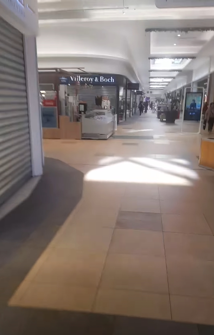 (Video) VIVO Cluj evacuat de urgență în plină zi! Ce a provocat haosul care a golit mall-ul în câteva minute 1
