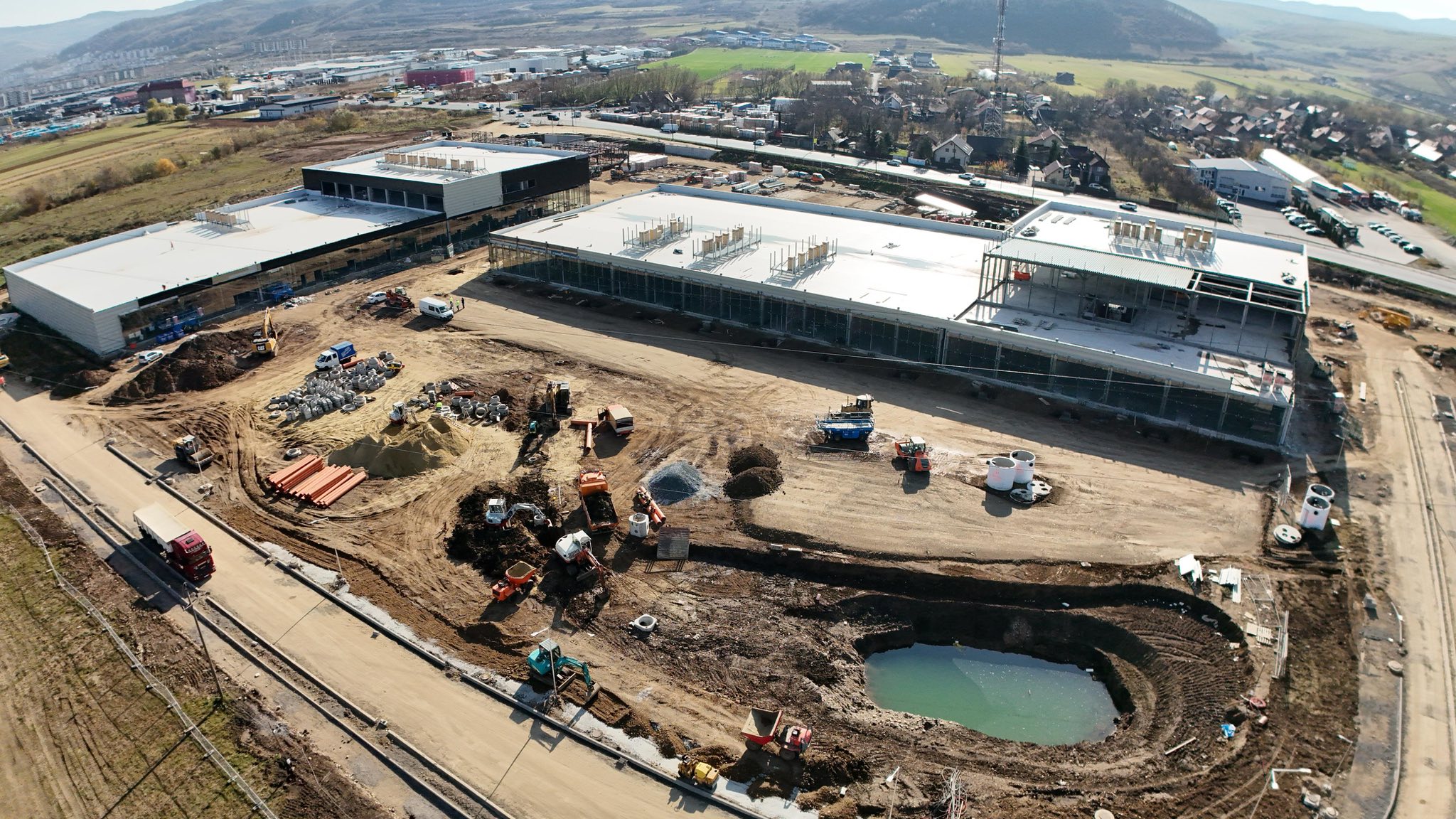 Lucrările pe șantierul URBANO Shopping & Living din Cluj avansează rapid. Când va fi gata centrul comercial de 100 de milioane 2