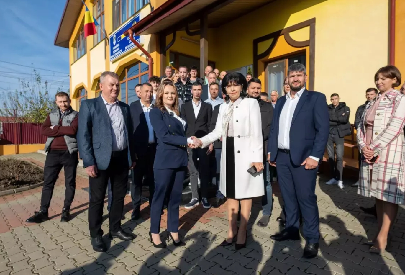 O afacere de familie. După tată și mamă, a venit rândul fiicei să conducă primăria 1