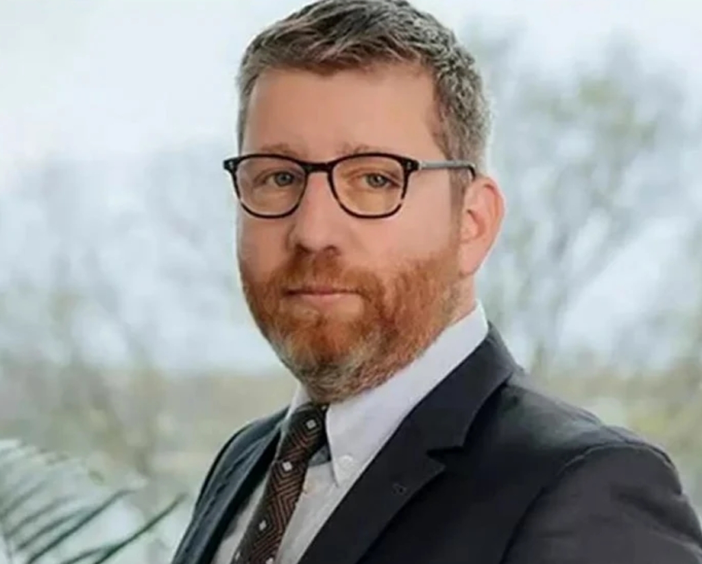 Cine este românul care încasează 11 salarii lunar. Câștigă 2.800 de lei pentru fiecare zi lucrătoare 1