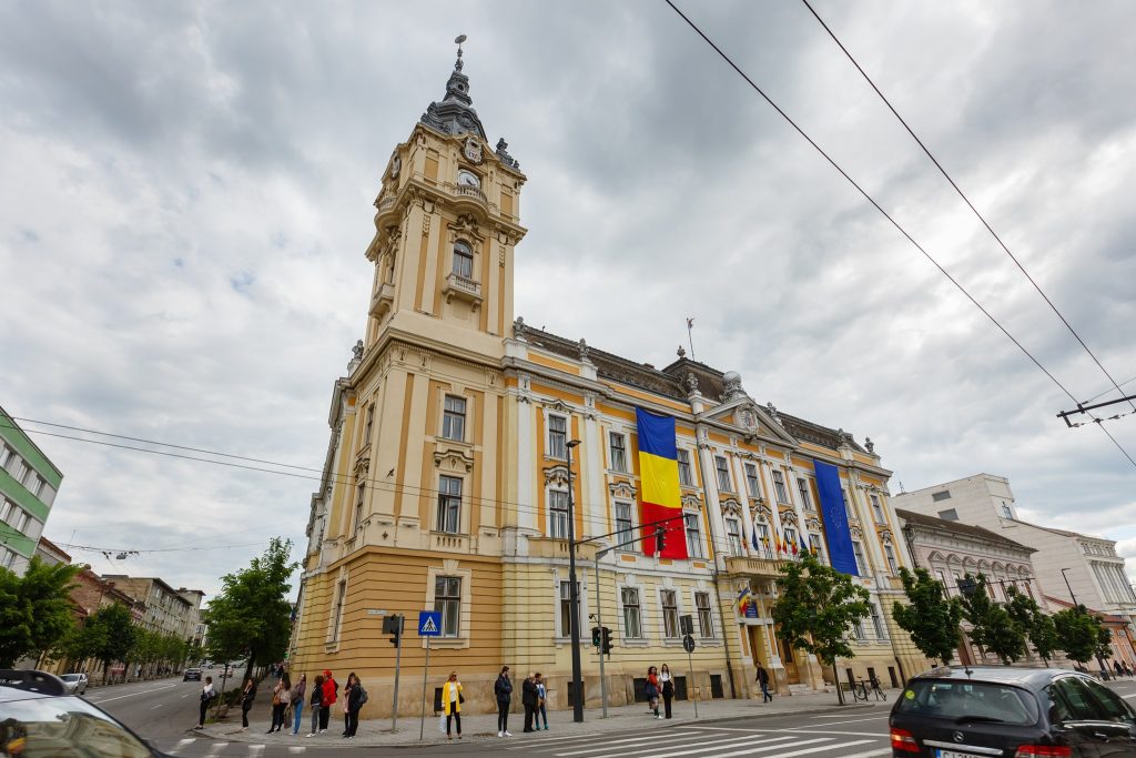 Clădirea Primăriei Cluj-Napoca, unde a fost publicată grila oficială cu salariile pe 2026